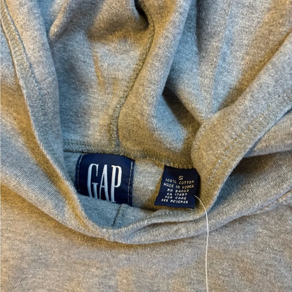 GAP Men's Charcoal Hoodie - Picture 2 of 3